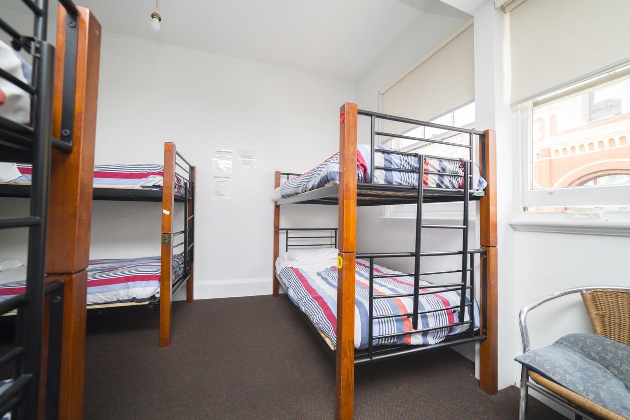 Tassie Backpackers At The Brunswick Hotel Hobart Esterno foto