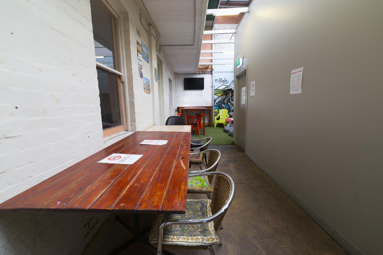Tassie Backpackers At The Brunswick Hotel Hobart Esterno foto