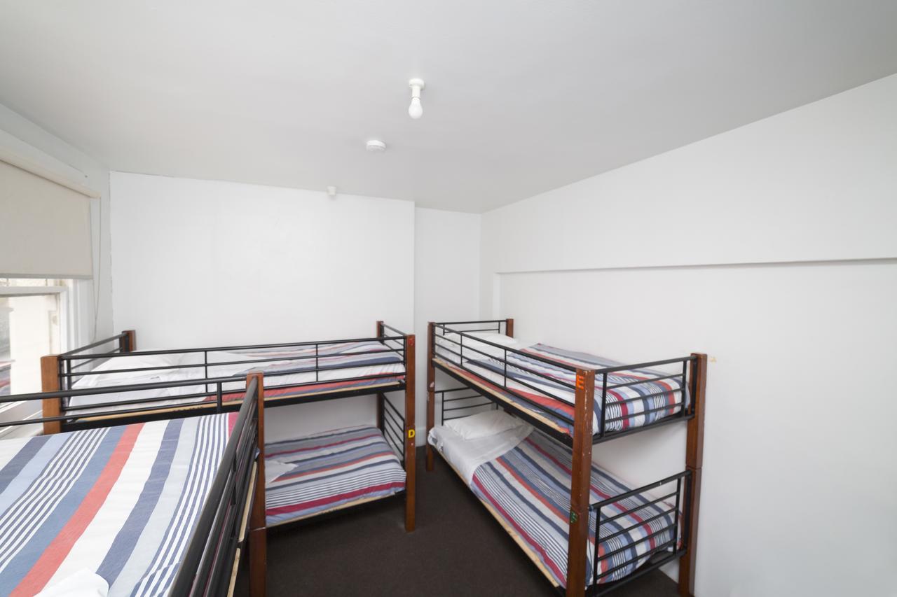 Tassie Backpackers At The Brunswick Hotel Hobart Esterno foto